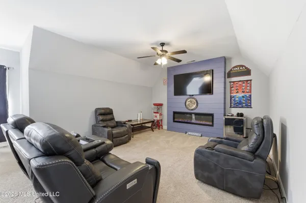 $565,000 | 3828 Houston Loop North, Southaven, MS 38672