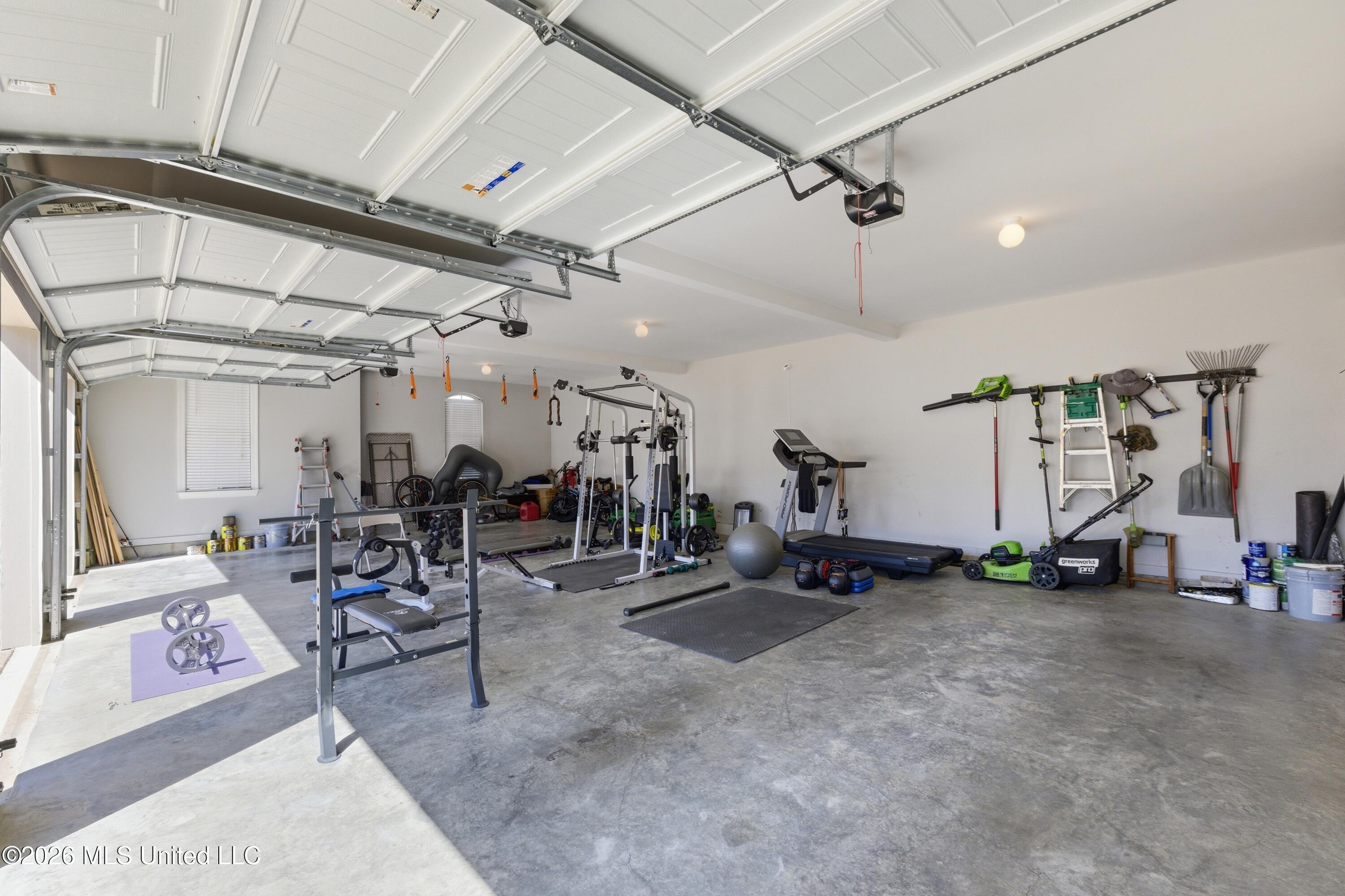 3828 Houston Loop North Southaven, MS 38672 - Photo 43 of 63 934A4552