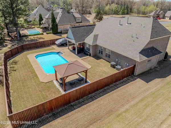 $565,000 | 3828 Houston Loop North, Southaven, MS 38672