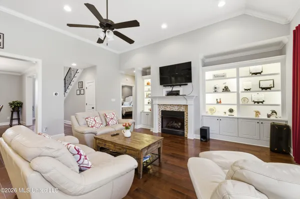 $565,000 | 3828 Houston Loop North, Southaven, MS 38672