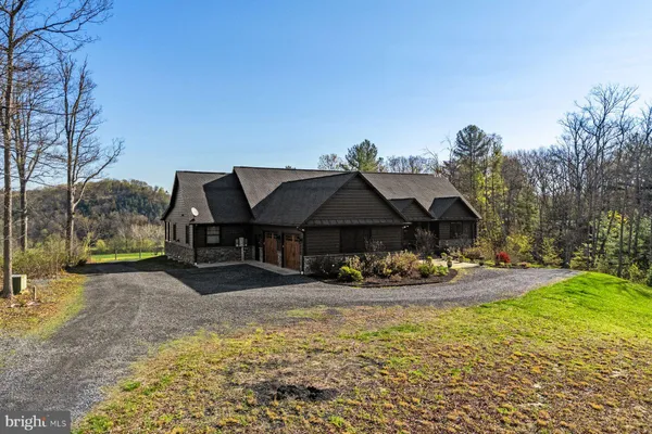 $1,750,000 | 269 River Manor Drive, Front Royal, VA 22630