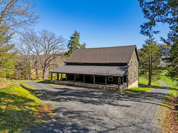 $1,750,000 | 269 River Manor Drive, Front Royal, VA 22630