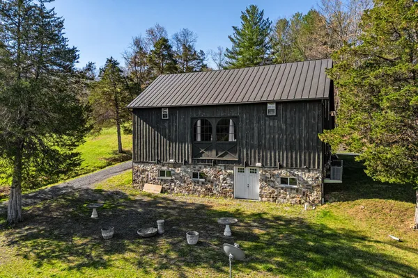 $1,750,000 | 269 River Manor Drive, Front Royal, VA 22630