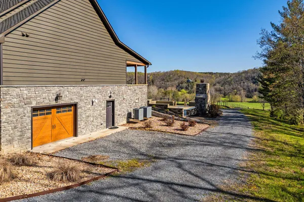 $1,750,000 | 269 River Manor Drive, Front Royal, VA 22630