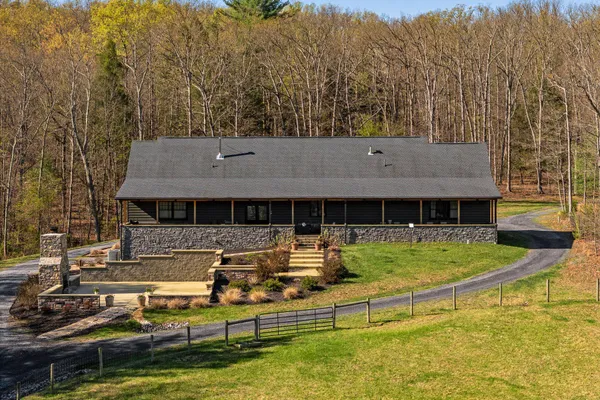 $1,750,000 | 269 River Manor Drive, Front Royal, VA 22630