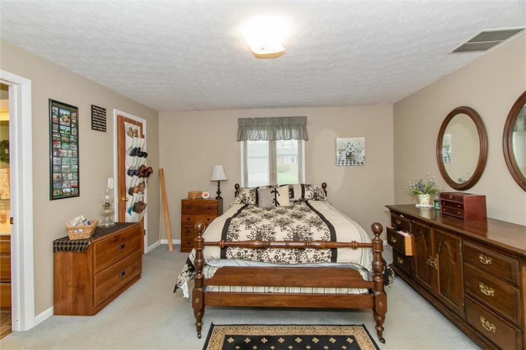 4859 East Neitzel Road Mooresville, IN 46158 - Photo 5 of 37 Gallery Image 5