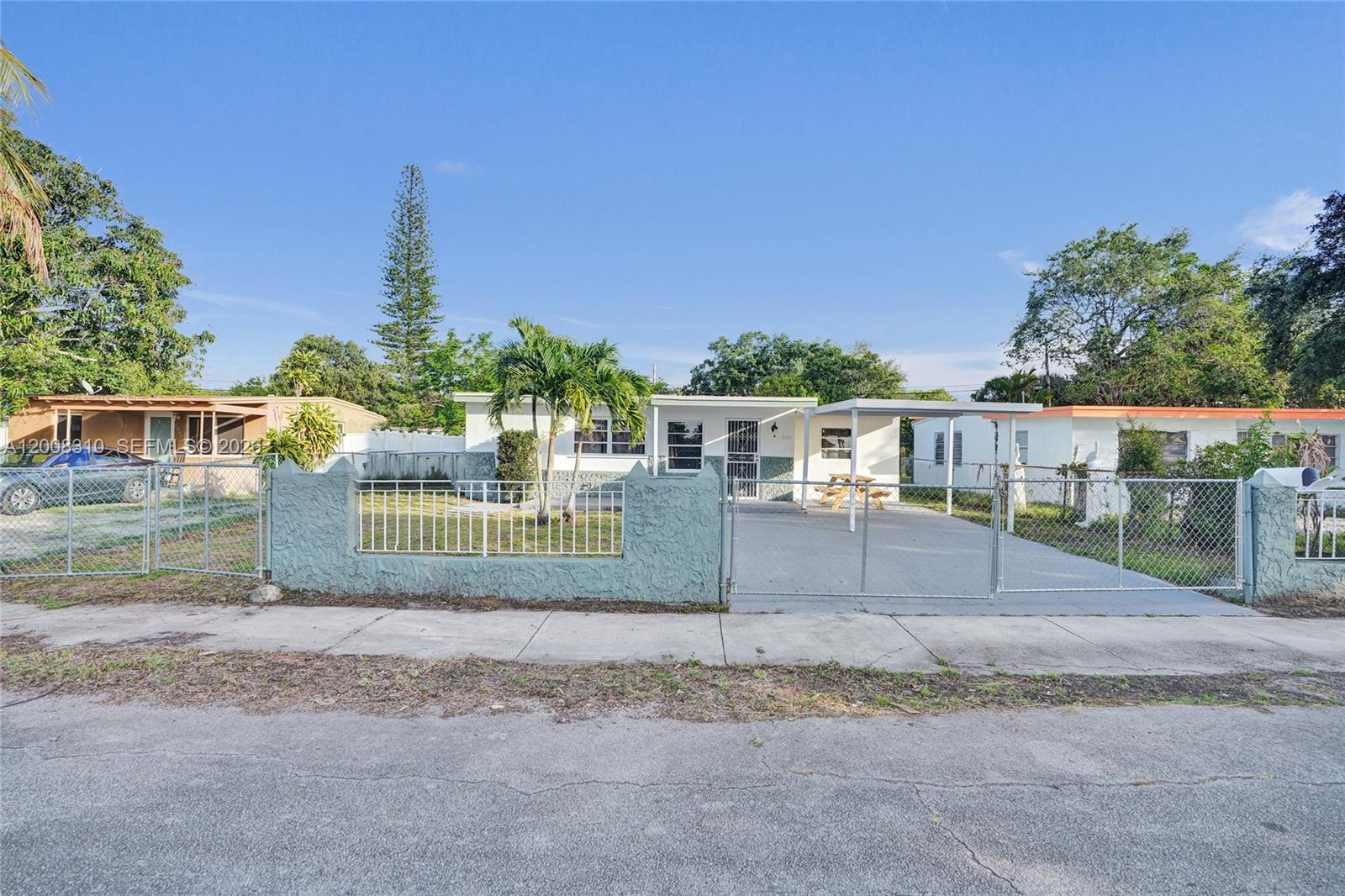 2100 Service Road Opa-Locka, FL 33054 - Photo 2 of 20