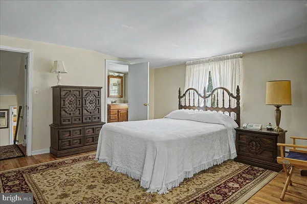 $650,000 | 528 East Court Street, Doylestown, PA 18901