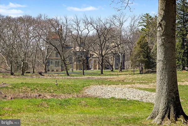 $650,000 | 528 East Court Street, Doylestown, PA 18901