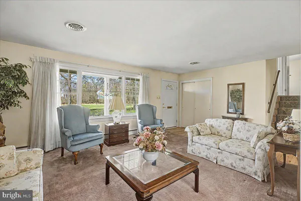 $650,000 | 528 East Court Street, Doylestown, PA 18901