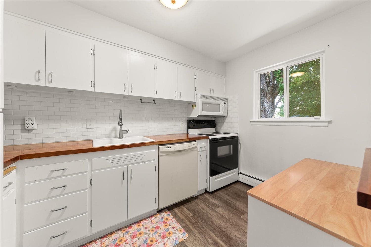250 North Raymond Road Spokane Valley, WA 99206 - Photo 10 of 28 Gallery Image 10
