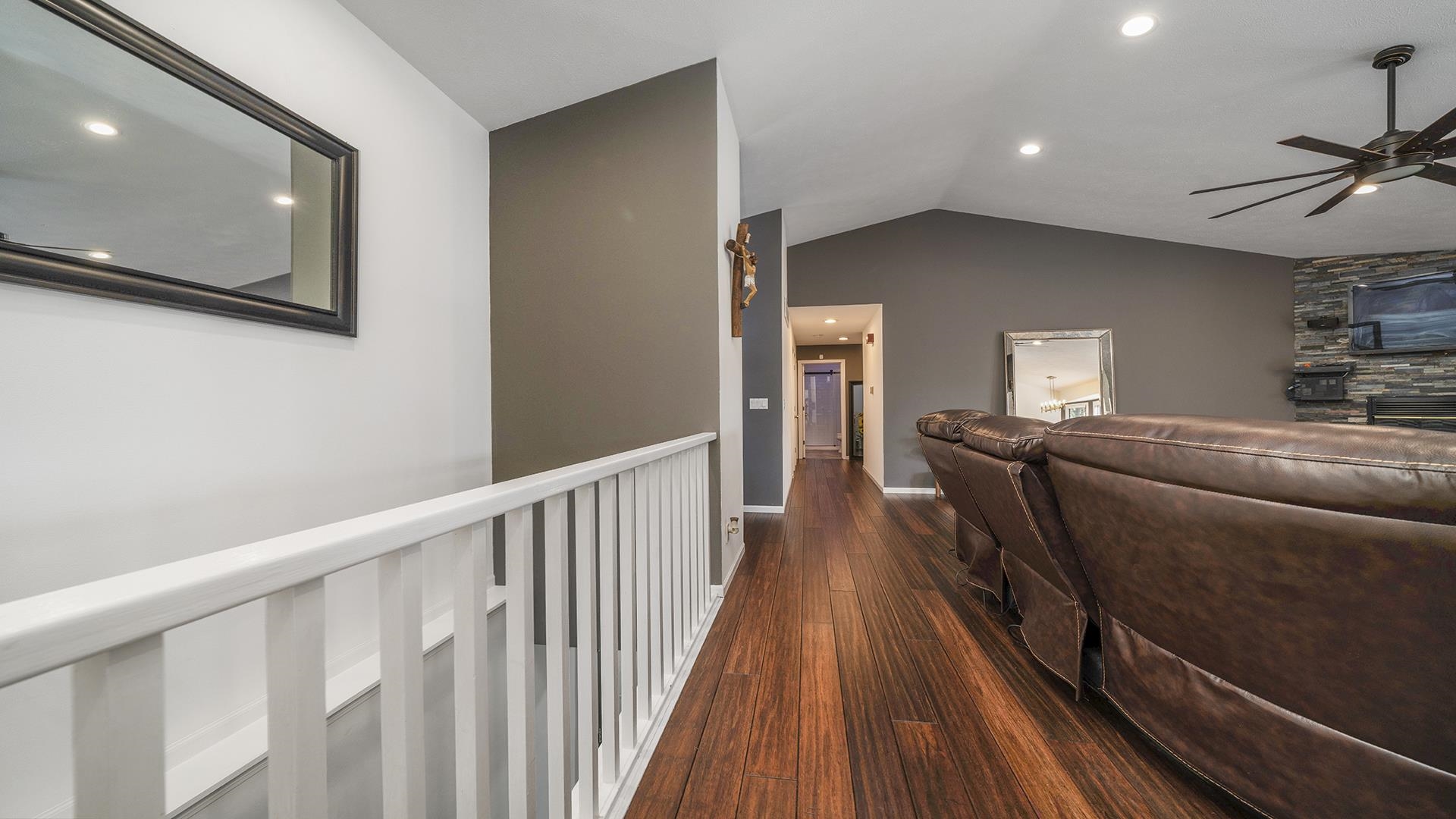 1050 South Trainer Road Rockford, IL 61108 - Photo 12 of 33 a living room with furniture and a wooden floor