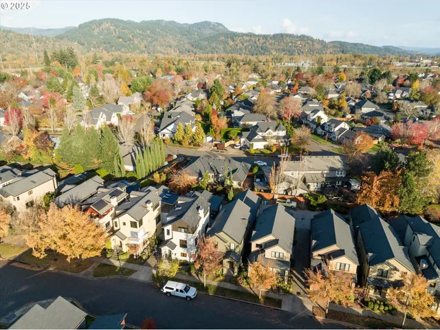 $639,900 | 2961 Lord Byron Place, Eugene, OR 97408