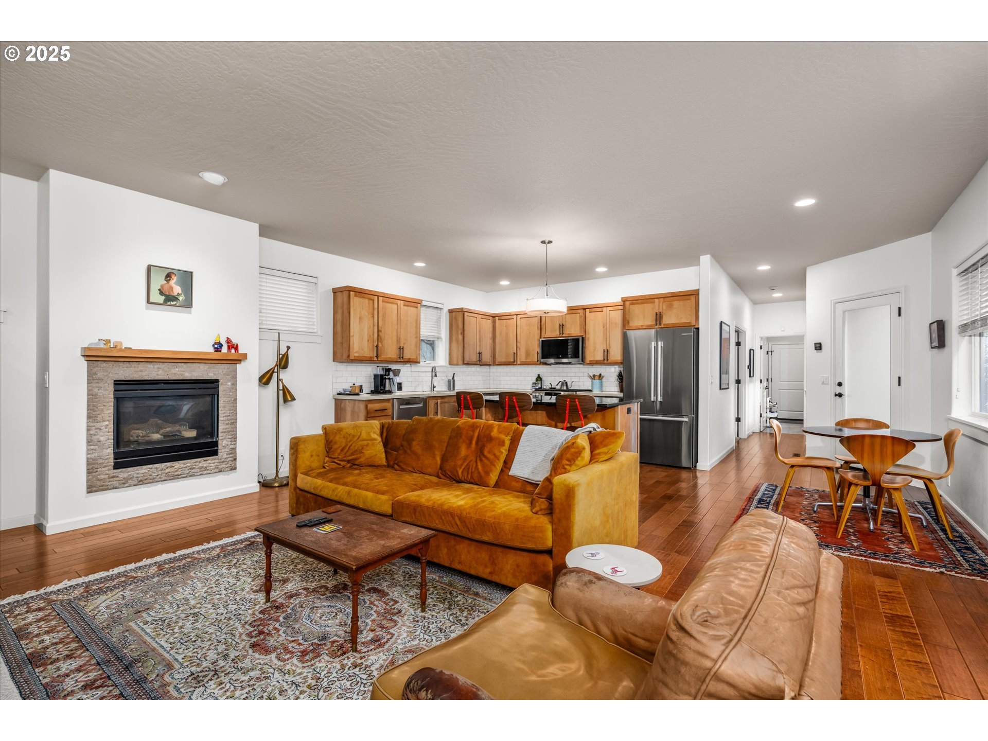 2961 Lord Byron Place Eugene, OR 97408 - Photo 4 of 32