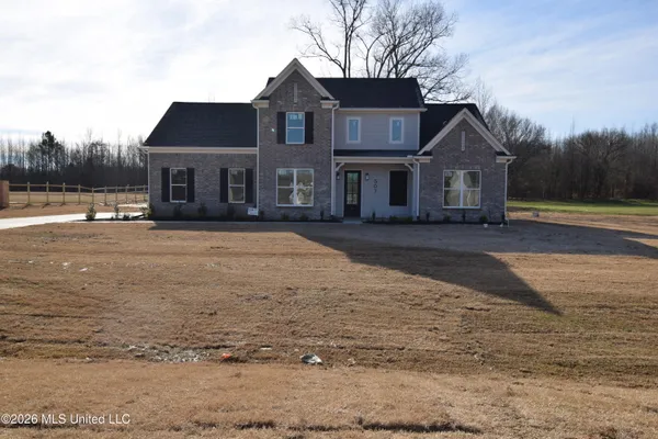 $409,900 | 269 Centerline Roper Loop, Byhalia, MS 38611
