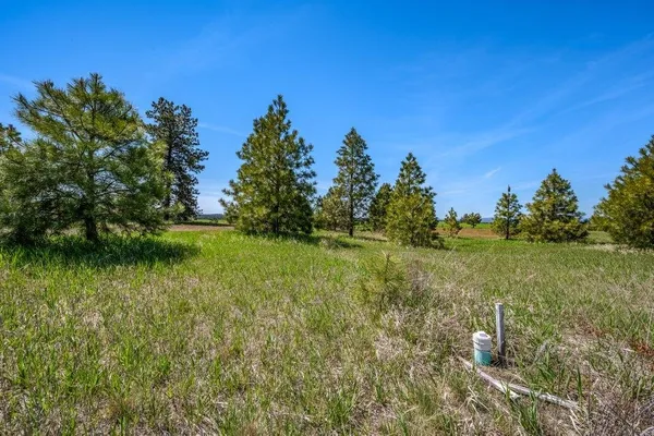 $340,000 | 20122 West Johnson Lane, Nine Mile Falls, WA 99026