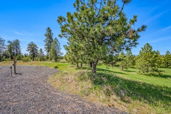 $340,000 | 20122 West Johnson Lane, Nine Mile Falls, WA 99026