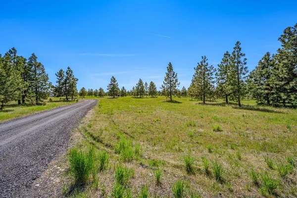 $340,000 | 20122 West Johnson Lane, Nine Mile Falls, WA 99026