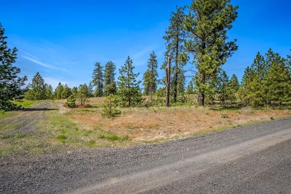 $340,000 | 20122 West Johnson Lane, Nine Mile Falls, WA 99026