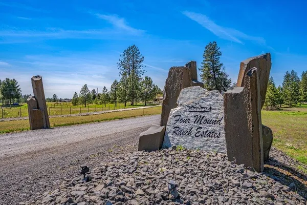 $340,000 | 20122 West Johnson Lane, Nine Mile Falls, WA 99026