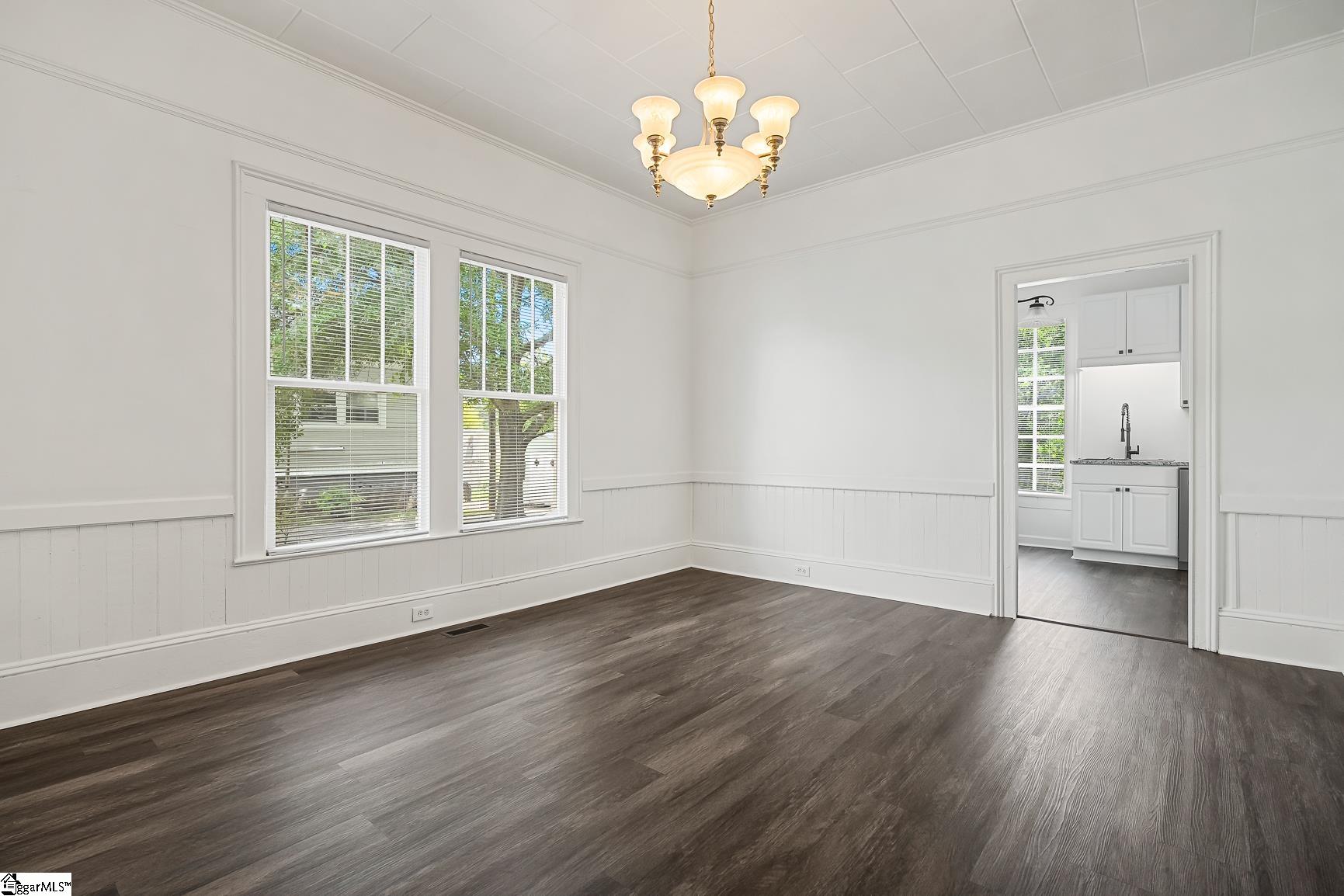 413 West Market Street Anderson, SC 29624 - Photo 11 of 38