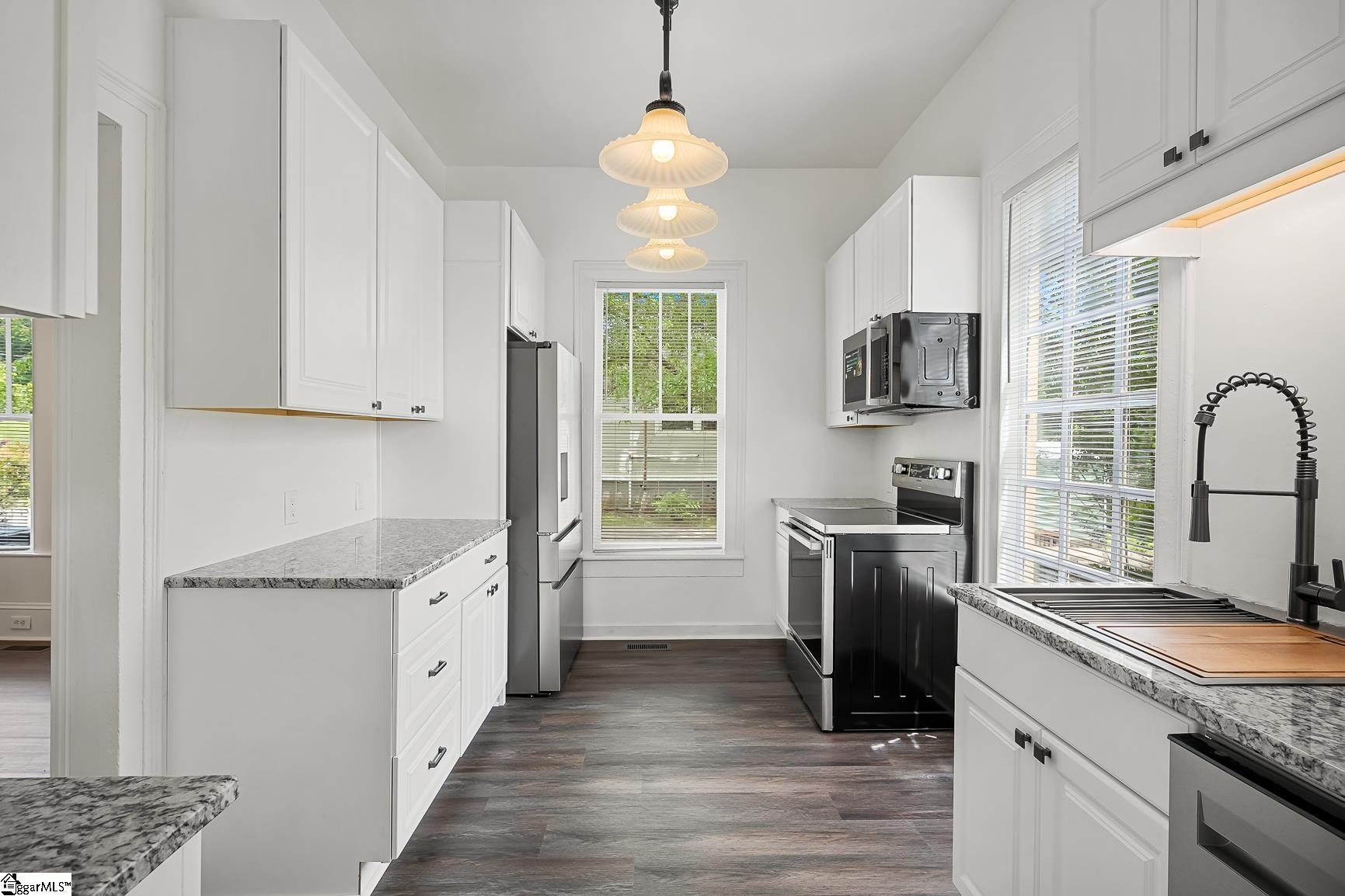 413 West Market Street Anderson, SC 29624 - Photo 15 of 38