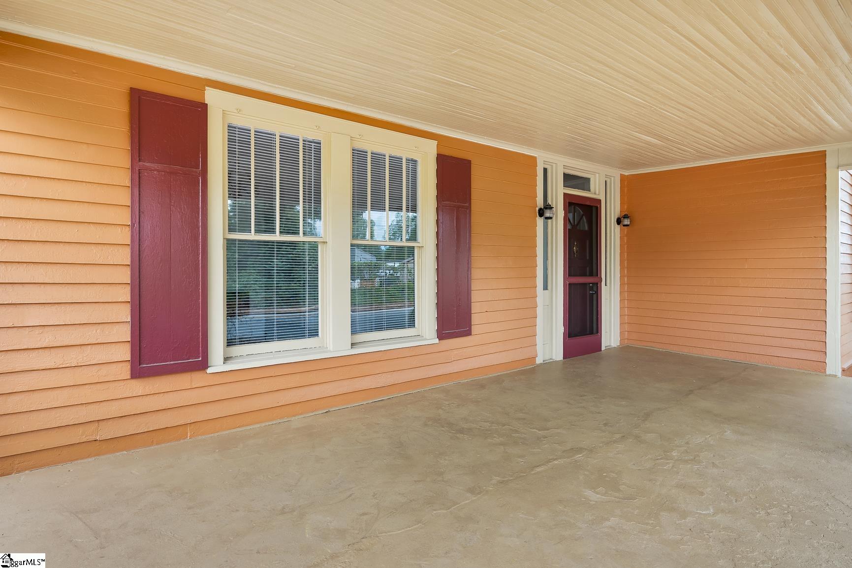 413 West Market Street Anderson, SC 29624 - Photo 4 of 38