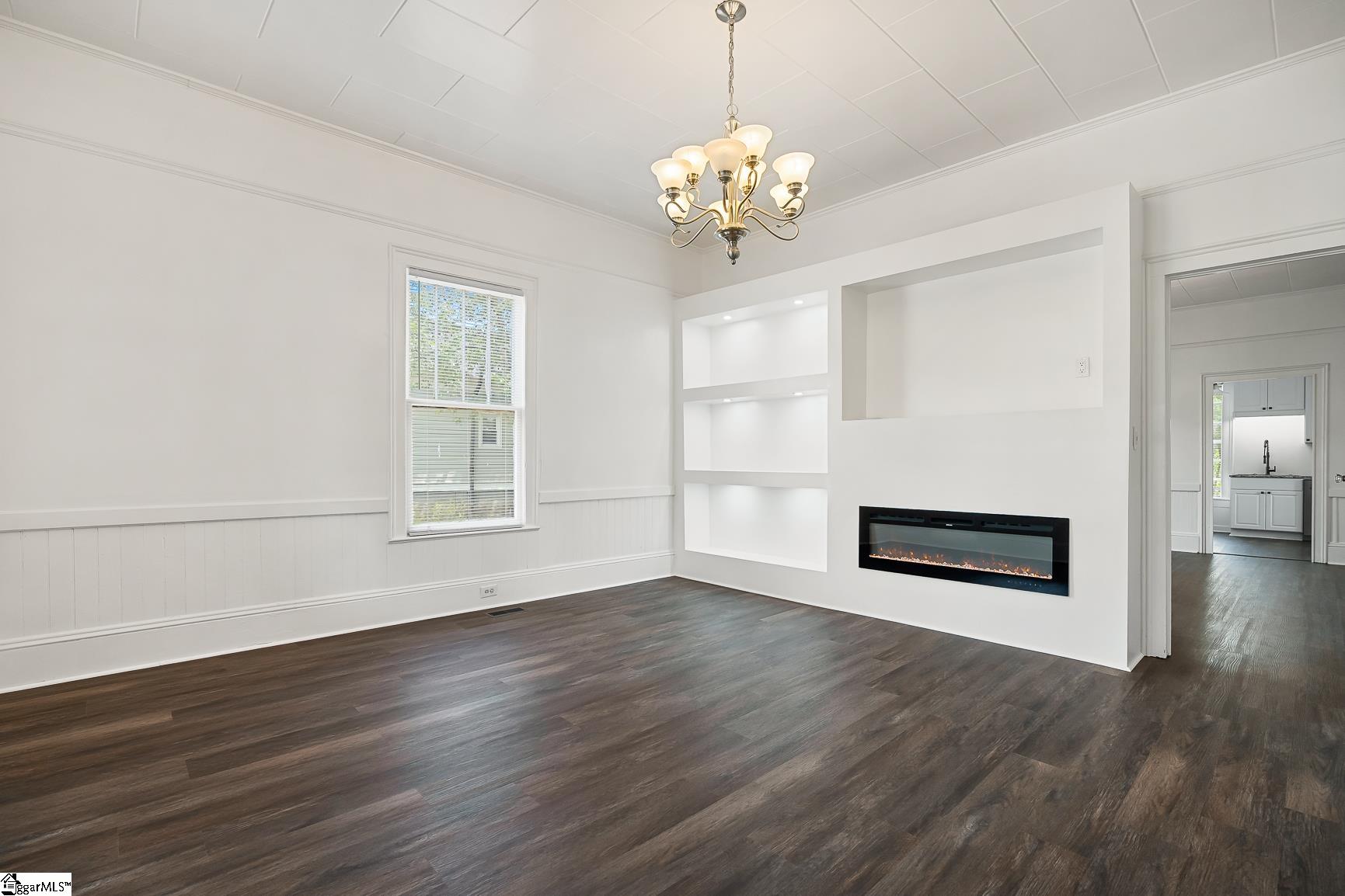 413 West Market Street Anderson, SC 29624 - Photo 9 of 38