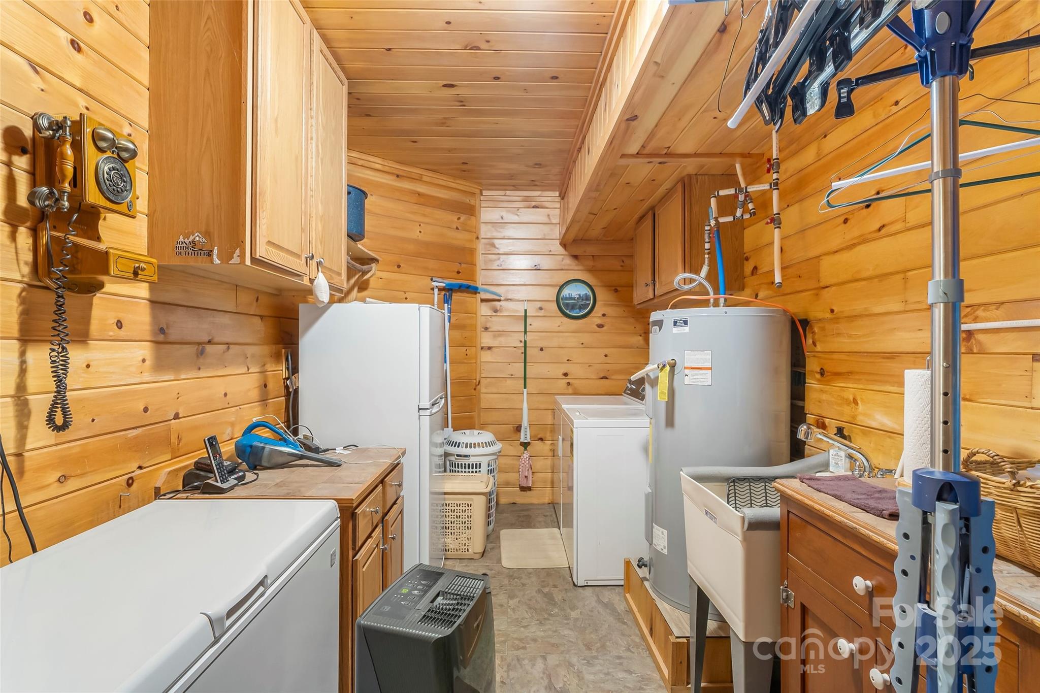 6151 Hemlock Road Newland, NC 28657 - Photo 22 of 43 a utility room with dryer and washer