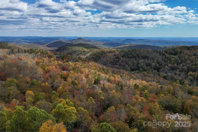 $499,000 | 6151 Hemlock Road, Newland, NC 28657