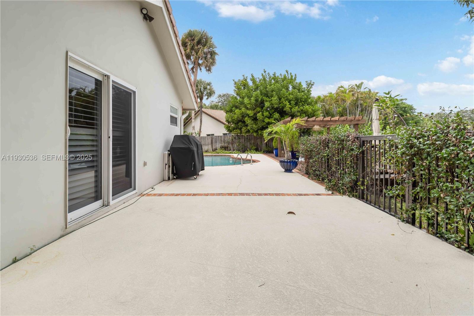 2047 Southwest 36th Avenue Delray Beach, FL 33445 - Photo 38 of 45 a view of a terrace