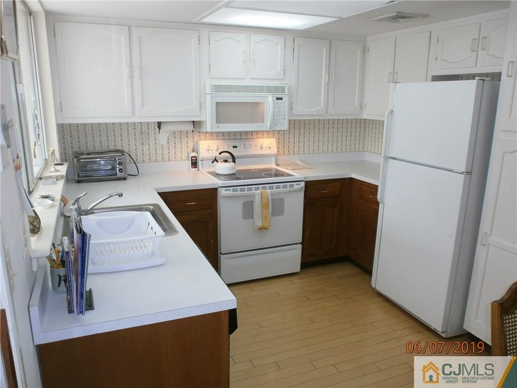 219 A Branch Road Monroe Township, NJ 08831 - Photo 14 of 27 Gallery Image 14
