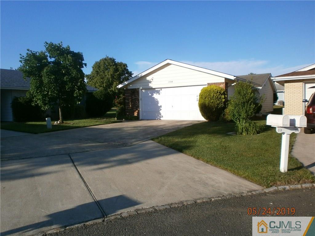 219 A Branch Road Monroe Township, NJ 08831 - Photo 4 of 27 Gallery Image 4