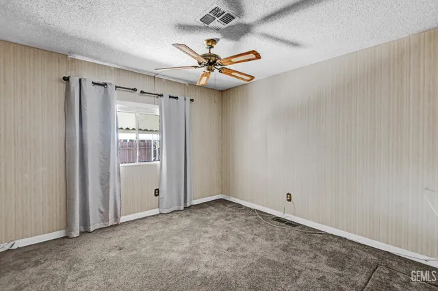 a view of livingroom with hardwood floor and window