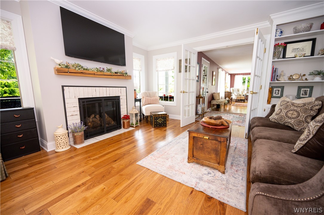 5217 Tonawanda Creek Road Pendleton, NY 14120 - Photo 29 of 50 Family room