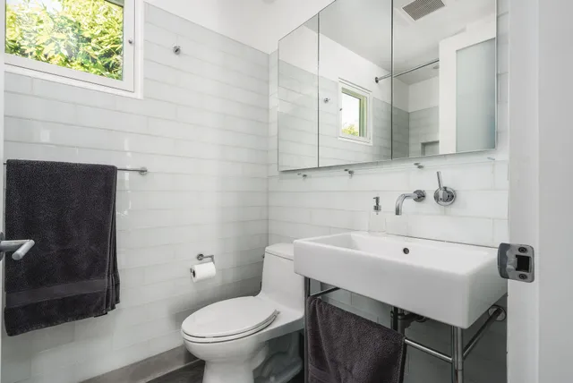 $3,199,000 | 411 East Carrillo Street, Santa Barbara, CA 93101