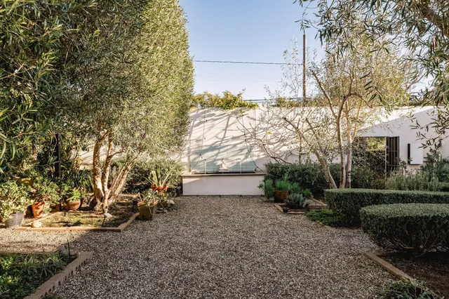 $3,199,000 | 411 East Carrillo Street, Santa Barbara, CA 93101