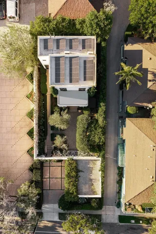 $3,199,000 | 411 East Carrillo Street, Santa Barbara, CA 93101