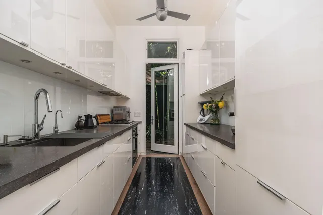 $3,199,000 | 411 East Carrillo Street, Santa Barbara, CA 93101