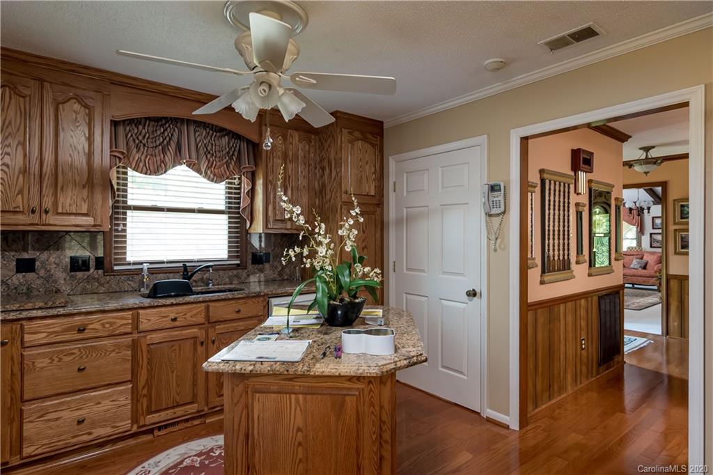 7244 Edgefield Road Concord, NC 28025 - Photo 12 of 28 Gallery Image 12