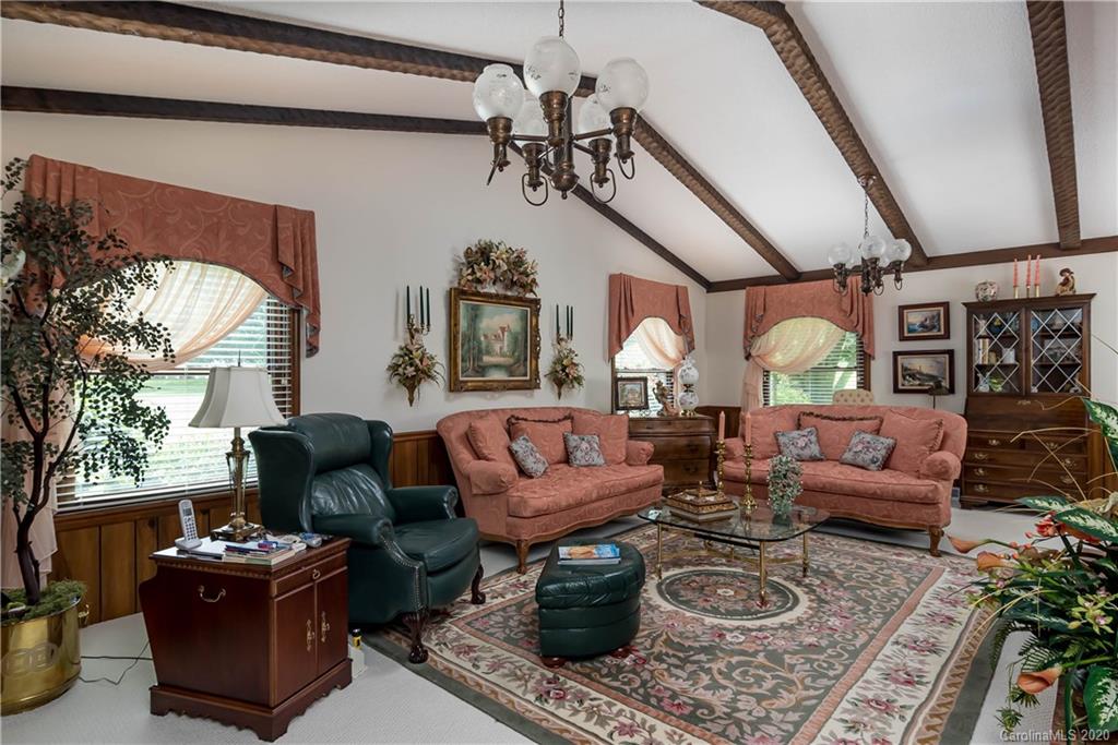7244 Edgefield Road Concord, NC 28025 - Photo 5 of 28 Gallery Image 5