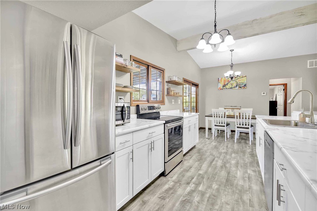 6654 Sherborn Road Parma Heights, OH 44130 - Photo 17 of 34