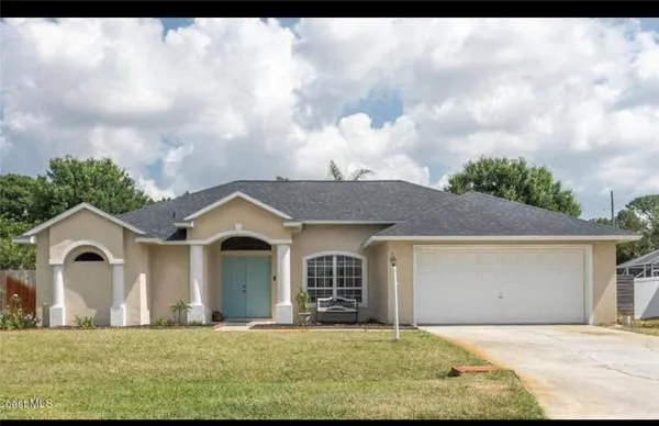 $399,000 | 4920 48th Place, Vero Beach, FL 32967