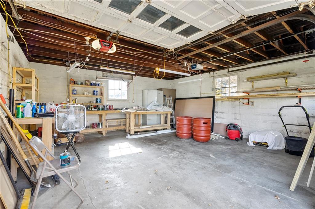 2276 Tilbrook Road Monroeville, PA 15146 - Photo 22 of 27 Gallery Image 22