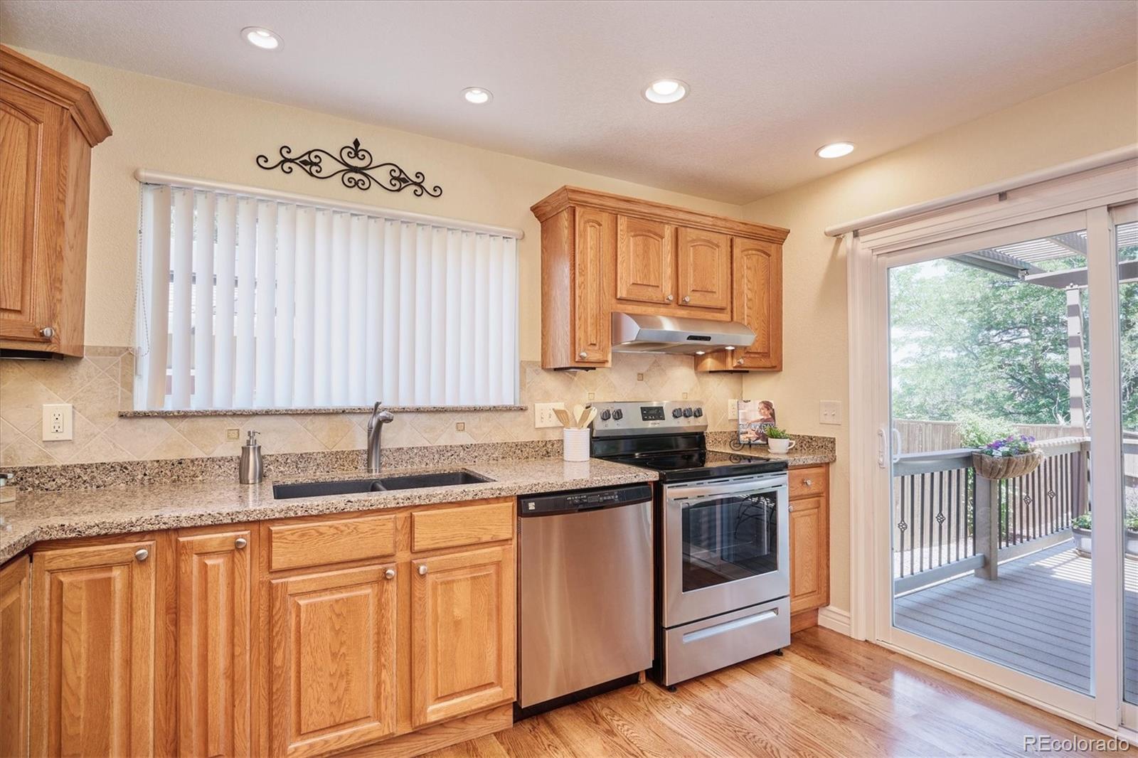 381 Quail Ridge Circle Highlands Ranch, CO 80126 - Photo 12 of 48 Gallery Image 12