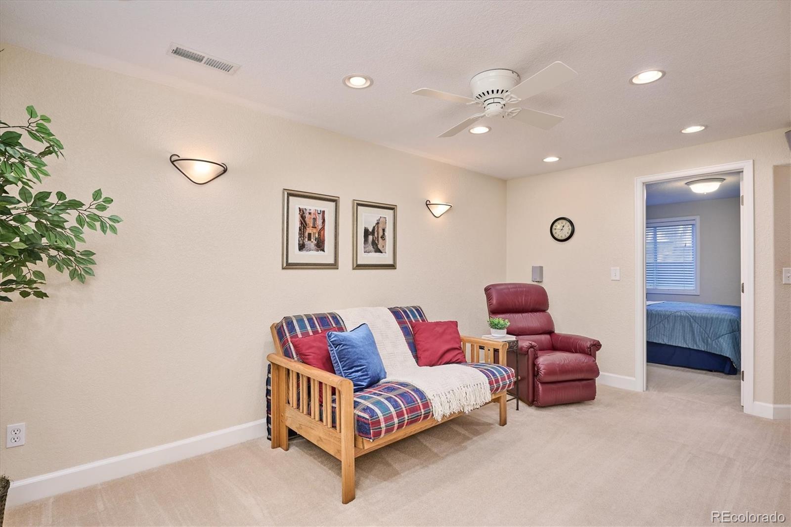 381 Quail Ridge Circle Highlands Ranch, CO 80126 - Photo 28 of 48 Gallery Image 28