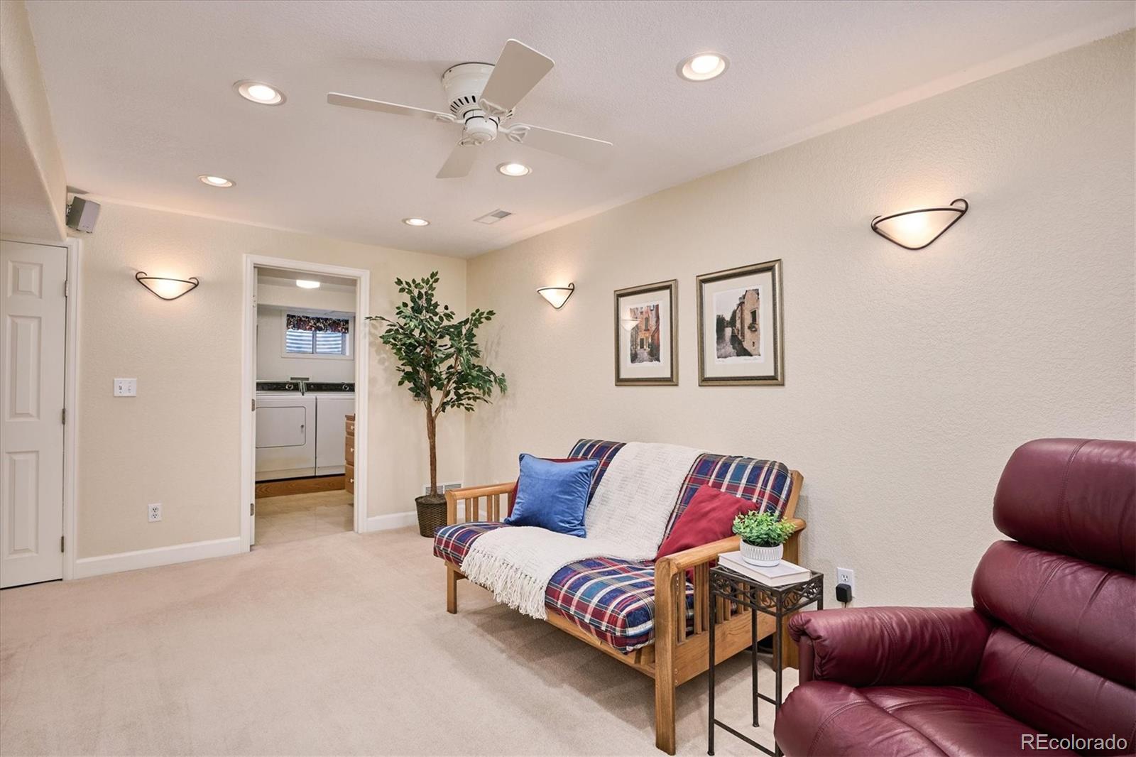 381 Quail Ridge Circle Highlands Ranch, CO 80126 - Photo 29 of 48 Gallery Image 29