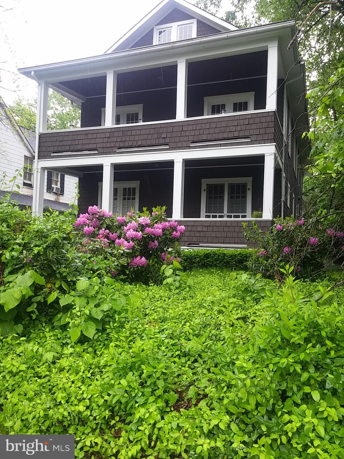 5107 Roland Avenue Baltimore, MD 21210 - Photo 1 of 45 Gallery Image 1