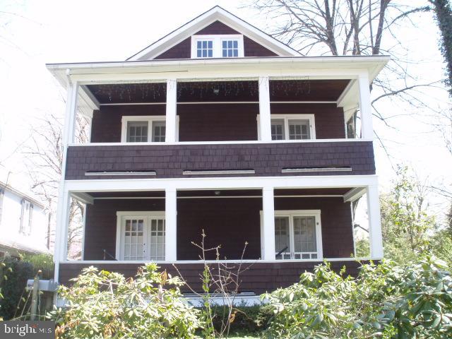 5107 Roland Avenue Baltimore, MD 21210 - Photo 2 of 45 Gallery Image 2