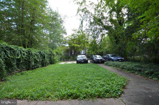 5107 Roland Avenue Baltimore, MD 21210 - Photo 36 of 45 parking